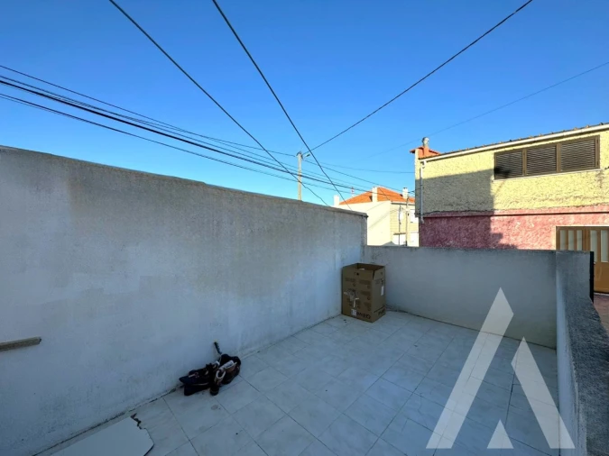 Prédio para Venda em Santa Iria de Azoia, São João da Talha e Bobadela Foto 19