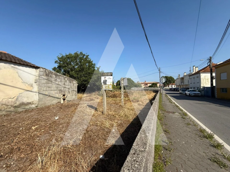 Moradia T2 para Venda em Aradas Foto 10