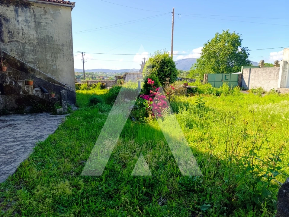 Moradia T4 para Venda em Vitorino das Donas Foto 19