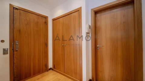 Moradia T3 para Venda em Quarteira