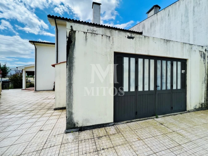 Negócio para Venda em Santa Marta de Portuzelo Foto 11