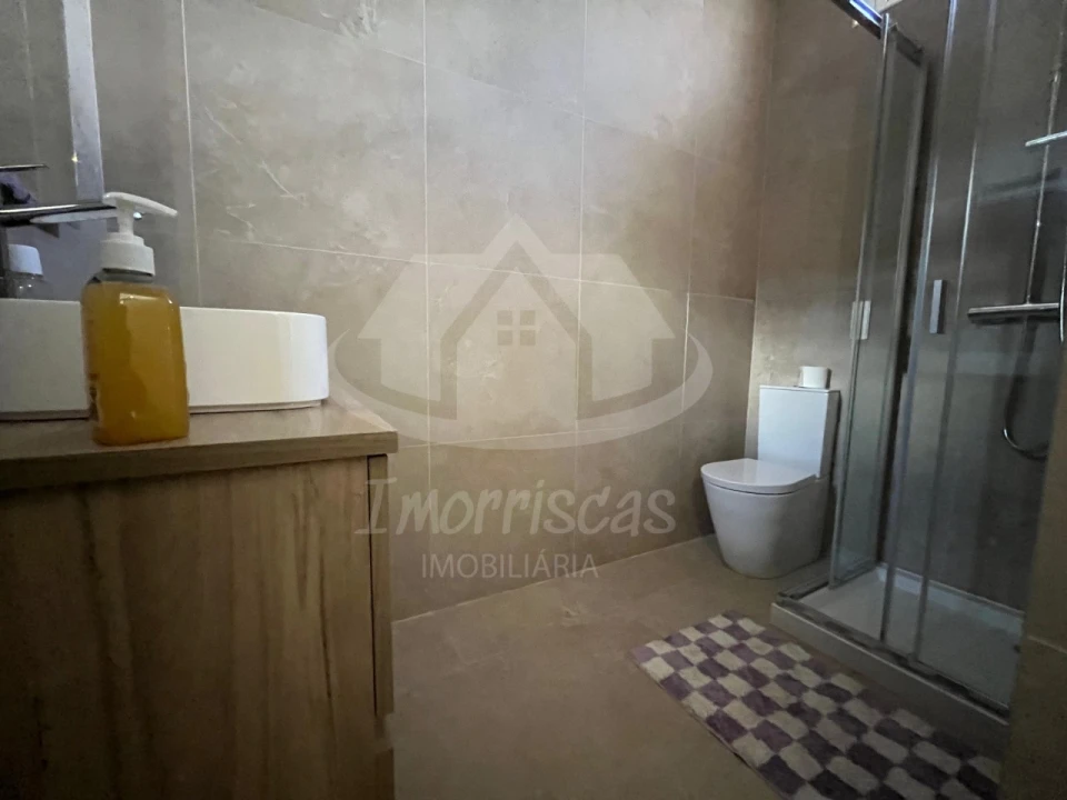 Apartamento T2 para Venda em Moscavide e Portela Foto 9