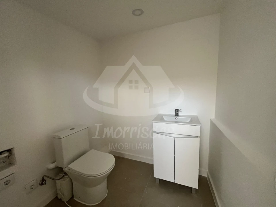 Apartamento T2 para Venda em Moscavide e Portela Foto 13