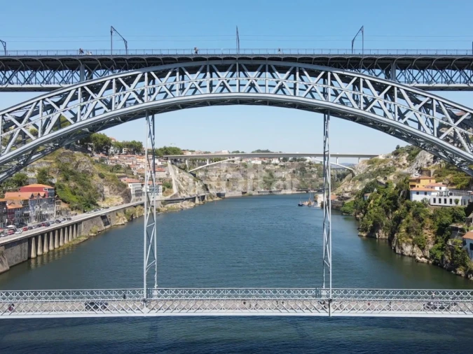 Terreno para Venda em Cedofeita, Santo Ildefonso, Sé, Miragaia, São Nicolau e Vitória Foto 16