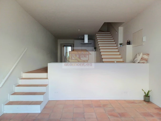 Moradia T3 para Venda em Grândola e Santa Margarida da Serra Foto 2