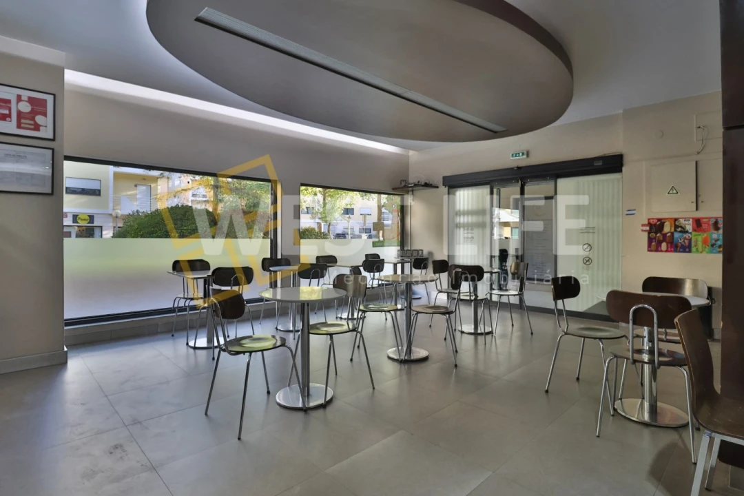 Loja para Venda em Alcabideche Foto 1