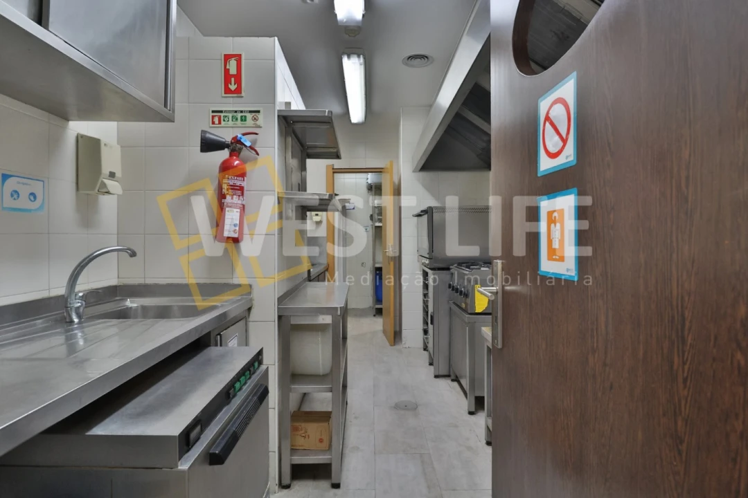 Loja para Venda em Alcabideche Foto 11