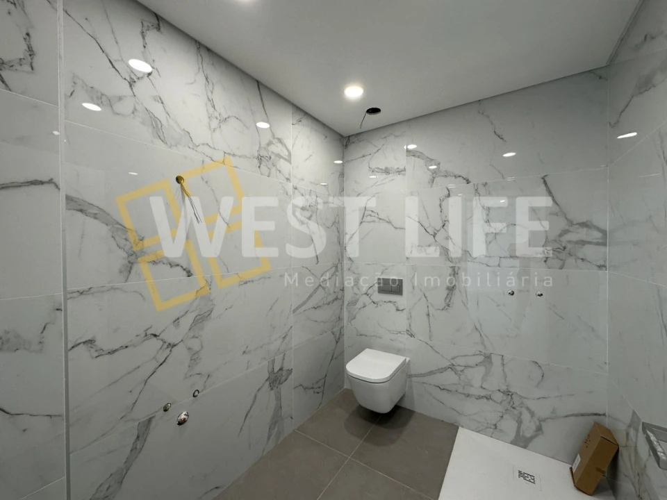 Moradia T4 para Venda em Lourinhã e Atalaia Foto 13