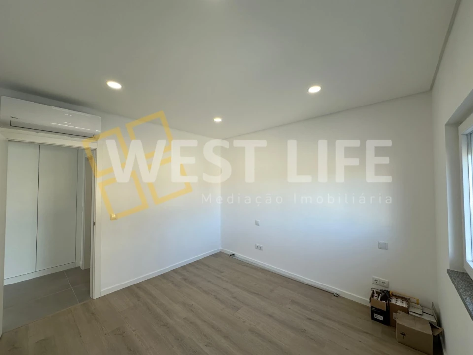 Moradia T4 para Venda em Lourinhã e Atalaia Foto 19