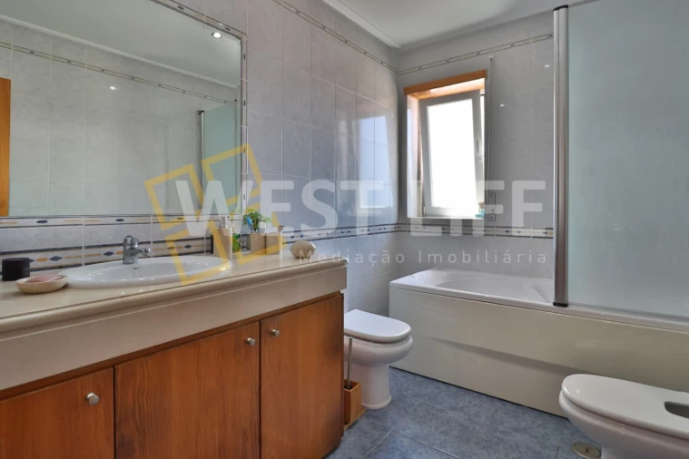 Apartamento T3 para Venda em Ericeira Foto 14