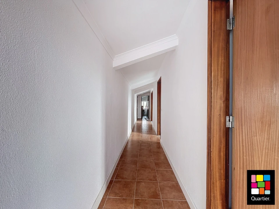 Moradia T12 para Venda em Fernao Ferro Foto 15