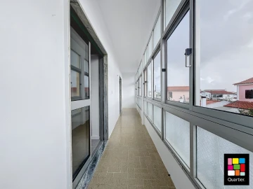Moradia T12 para Venda em Fernao Ferro