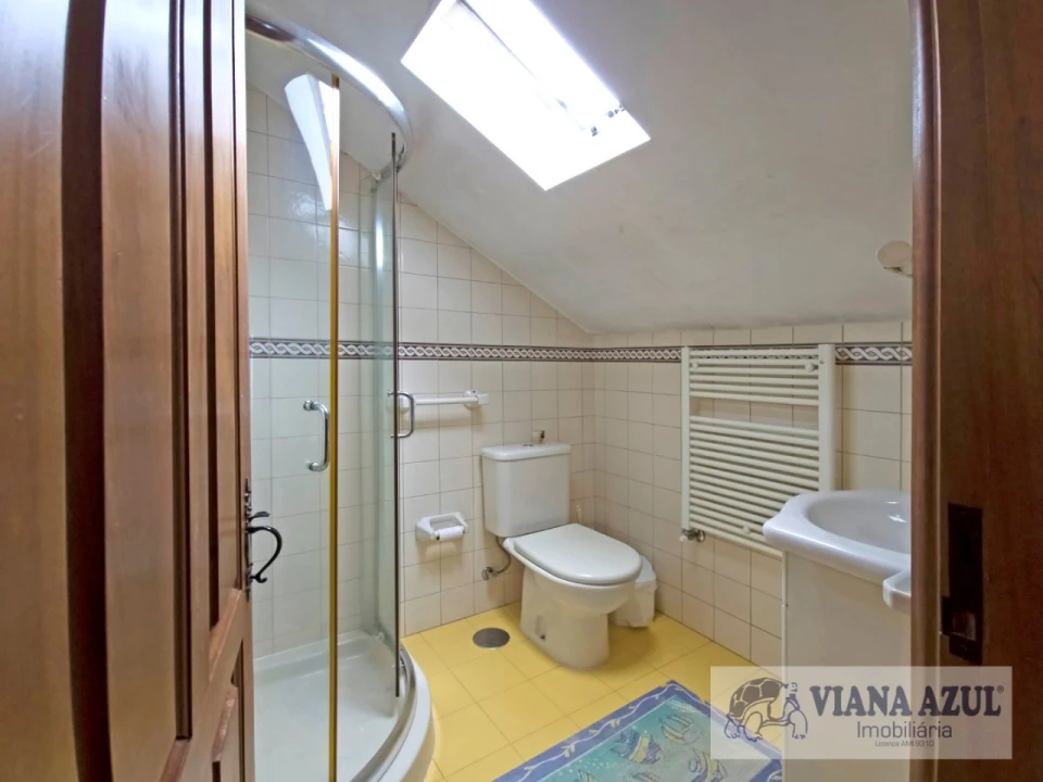 Quinta T8 para Venda em Correlhã Foto 29