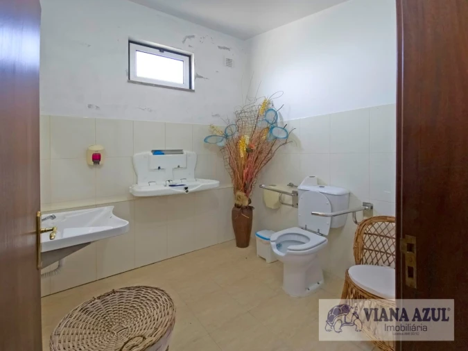 Quinta T8 para Venda em Correlhã Foto 37