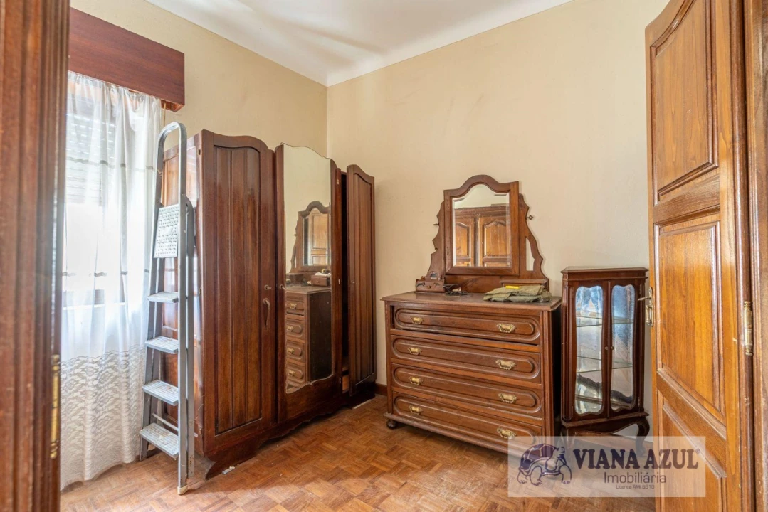 Moradia T3 para Venda em Darque Foto 7