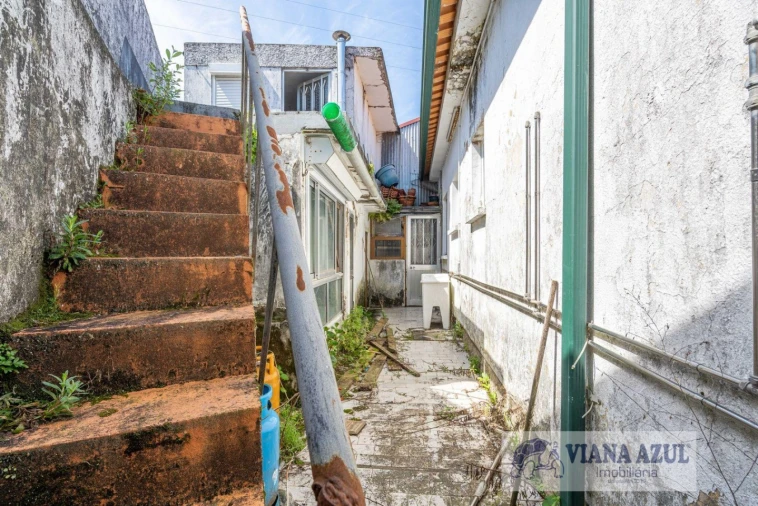 Moradia T3 para Venda em Darque Foto 13