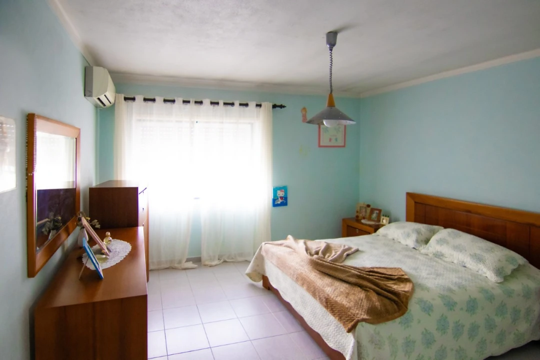 Moradia T4 para Venda em Ferreira-A-Nova Foto 3