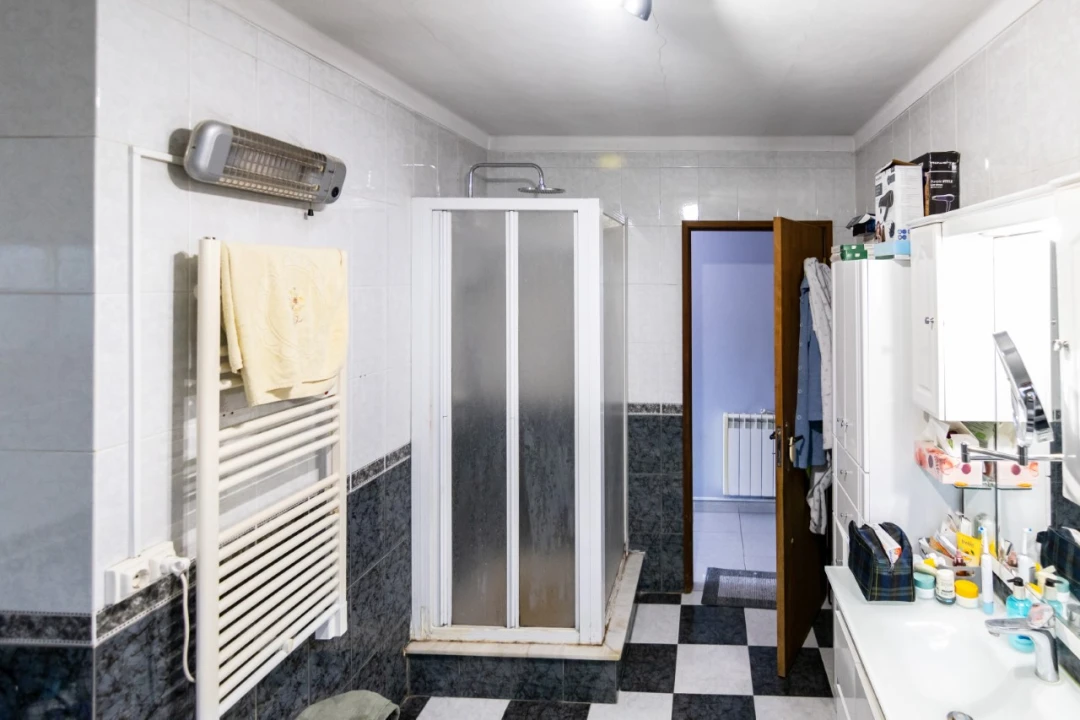 Moradia T4 para Venda em Ferreira-A-Nova Foto 16