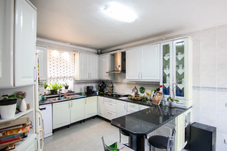 Moradia T4 para Venda em Ferreira-A-Nova Foto 9