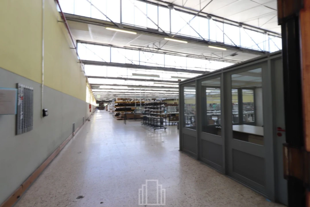 Armazém para Venda em Ovar, São João, Arada e São Vicente de Pereira Jusã Foto 8