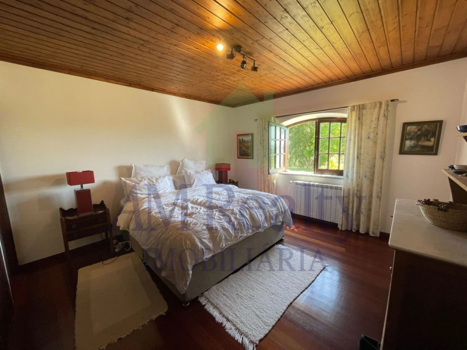 Moradia T4 para Venda em A dos Negros Foto 12