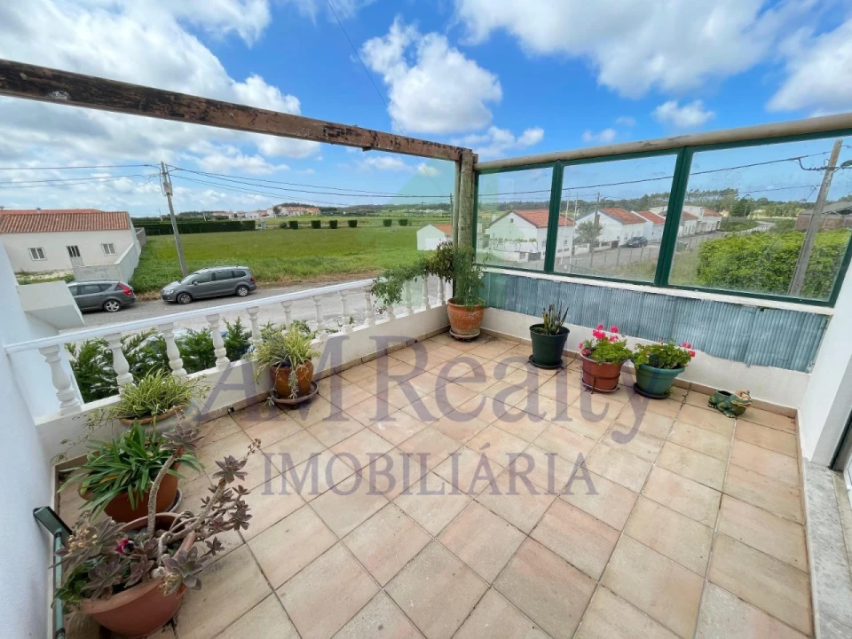 Moradia T3 para Venda em Serra D'El-Rei Foto 2