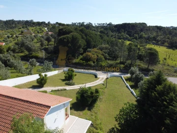 Moradia T4 para Venda em Madalena e Beselga