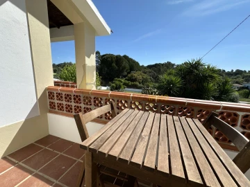 Moradia T4 para Venda em Madalena e Beselga