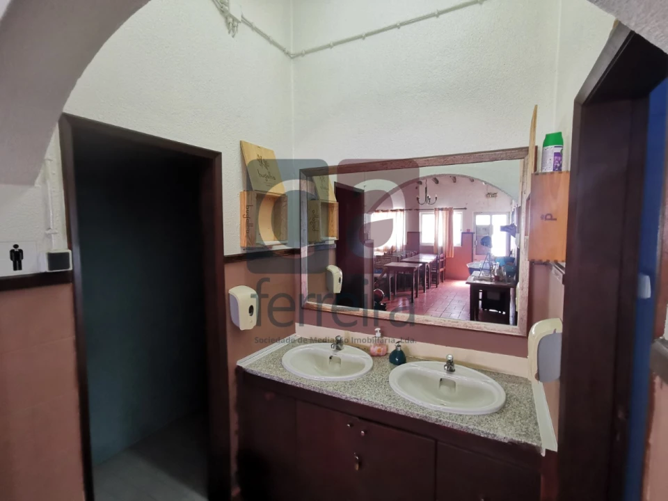 Negócio para Venda em Almeirim Foto 25