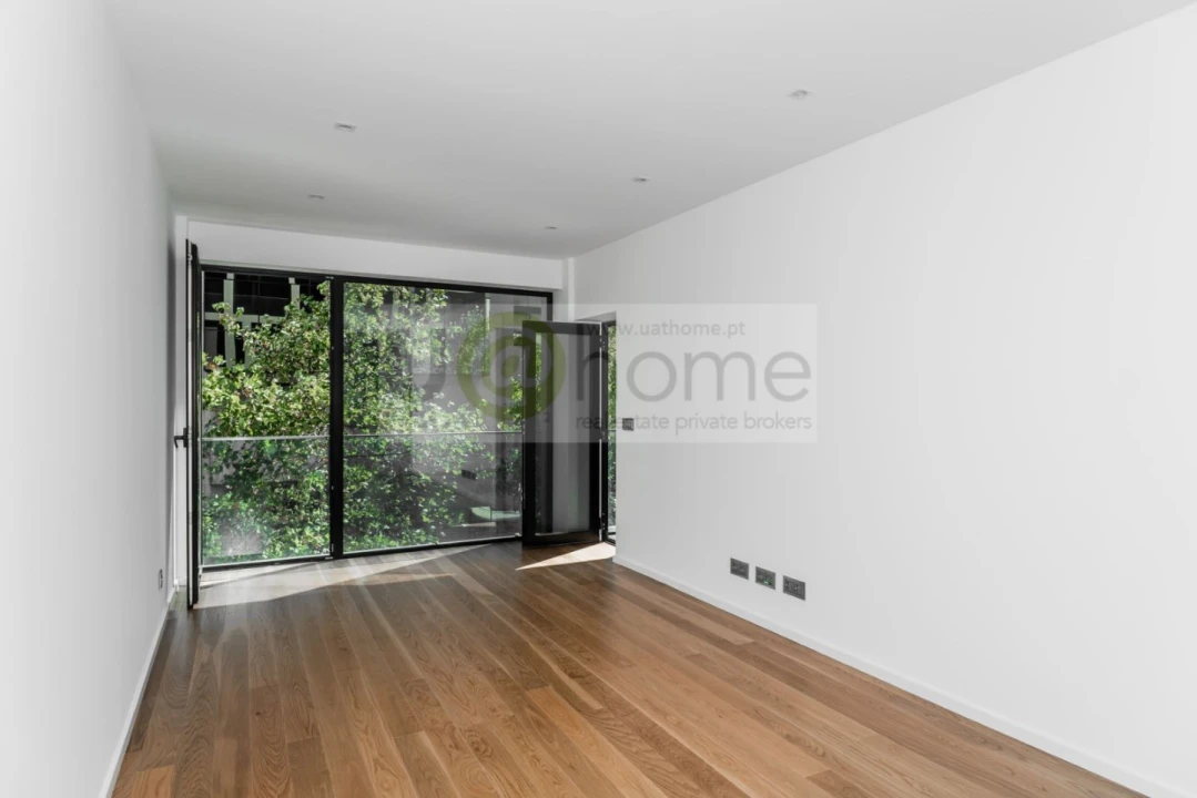 Apartamento T1 para Venda em Avenidas Novas Foto 1