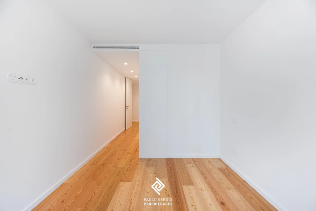 Apartamento T1 para Venda em Canidelo Foto 8