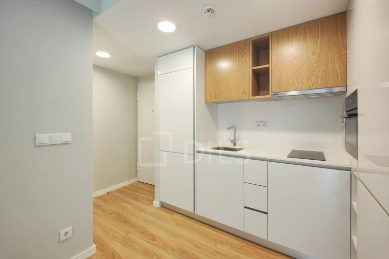 Apartamento T1 para Venda em Santo António Foto 15