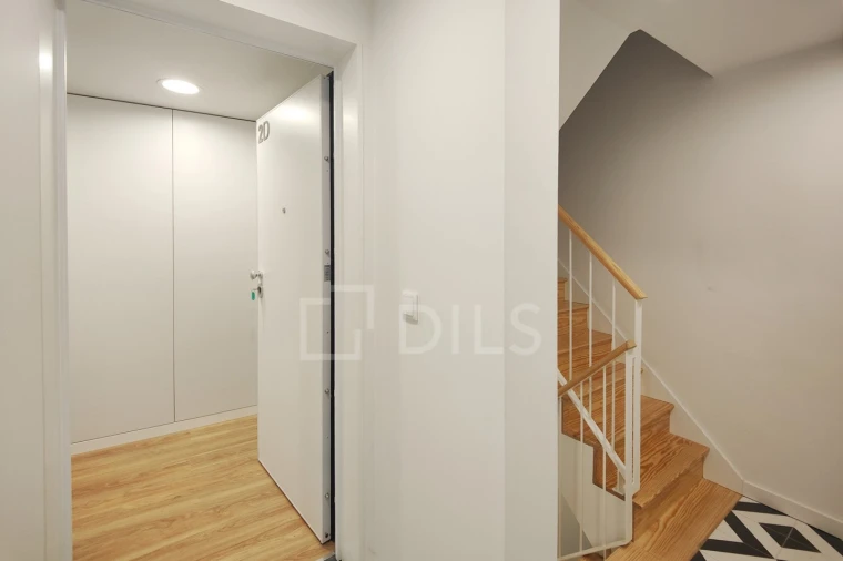 Apartamento T1 para Venda em Santo António Foto 17