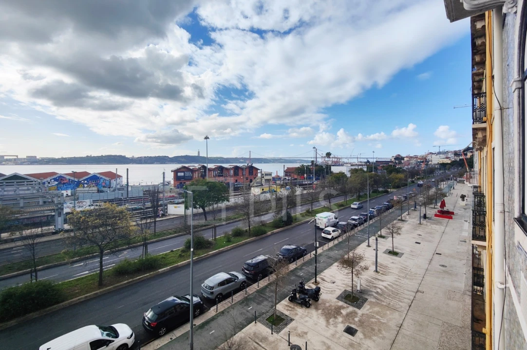 Escritório para Arrendamento em Misericórdia Foto 14