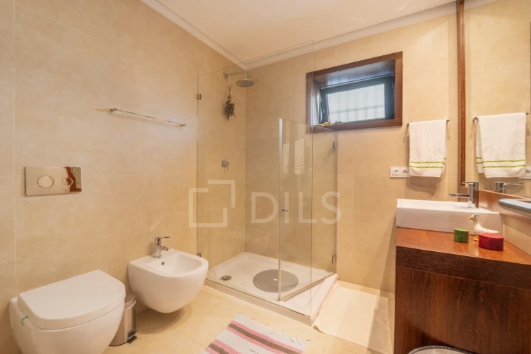 Apartamento T4 para Venda em Canidelo Foto 24