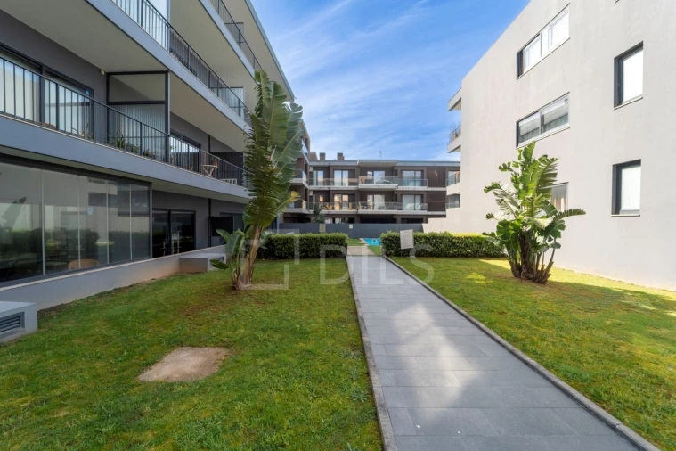 Apartamento T4 para Venda em Canidelo Foto 27