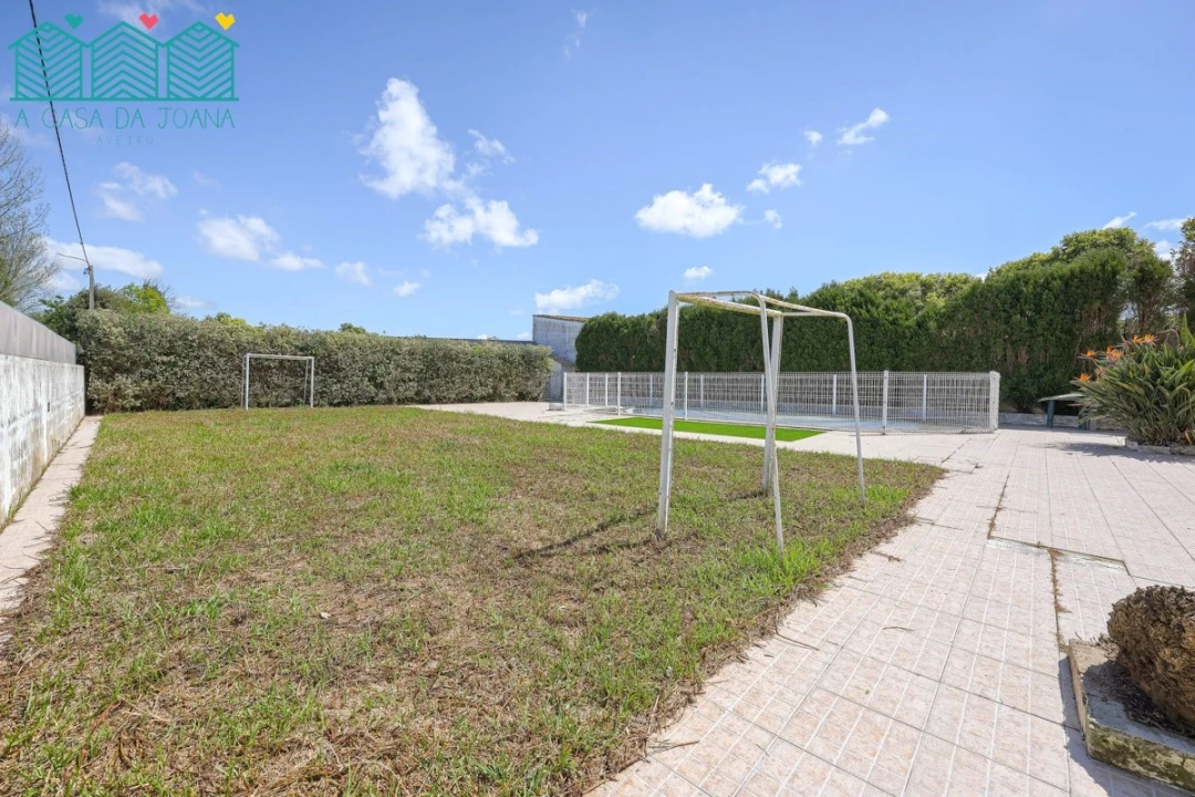 Moradia T5 para Venda em Aradas Foto 7