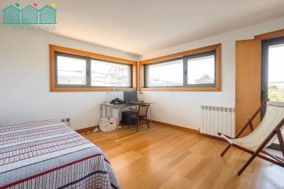 Moradia T5 para Venda em Aradas