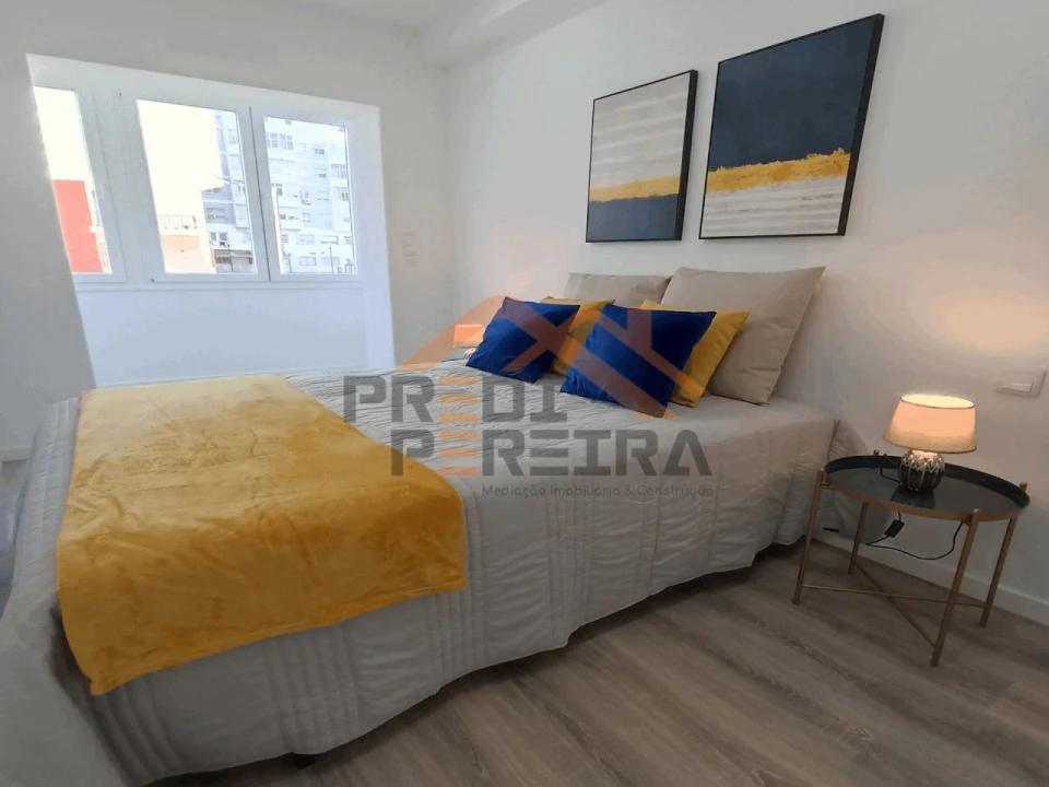 Apartamento T3 para Venda em Benfica Foto 12