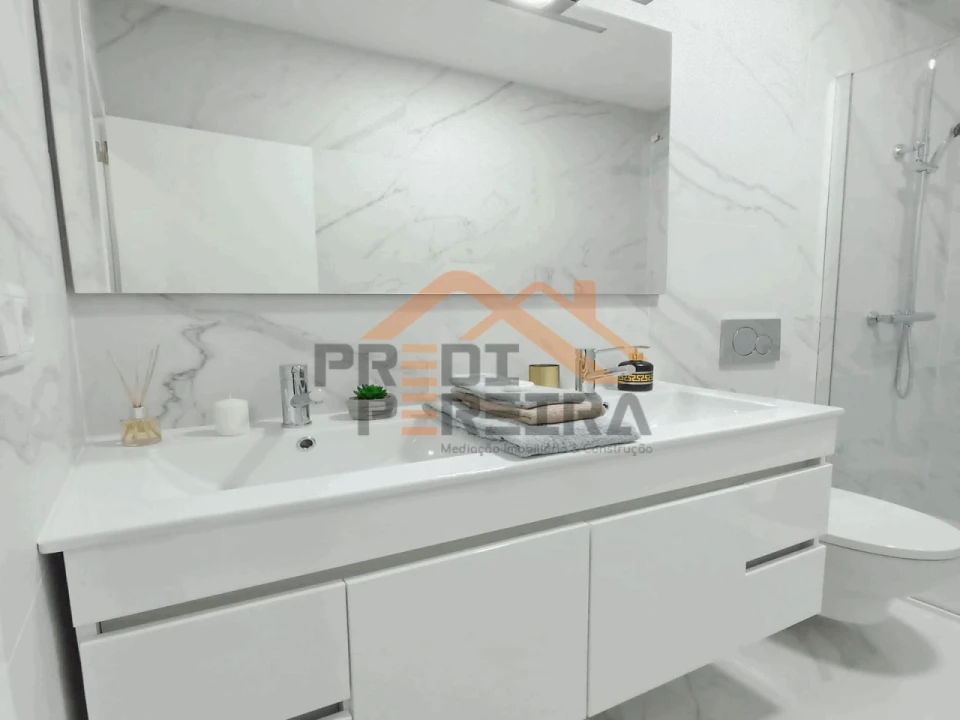 Apartamento T3 para Venda em Benfica Foto 16
