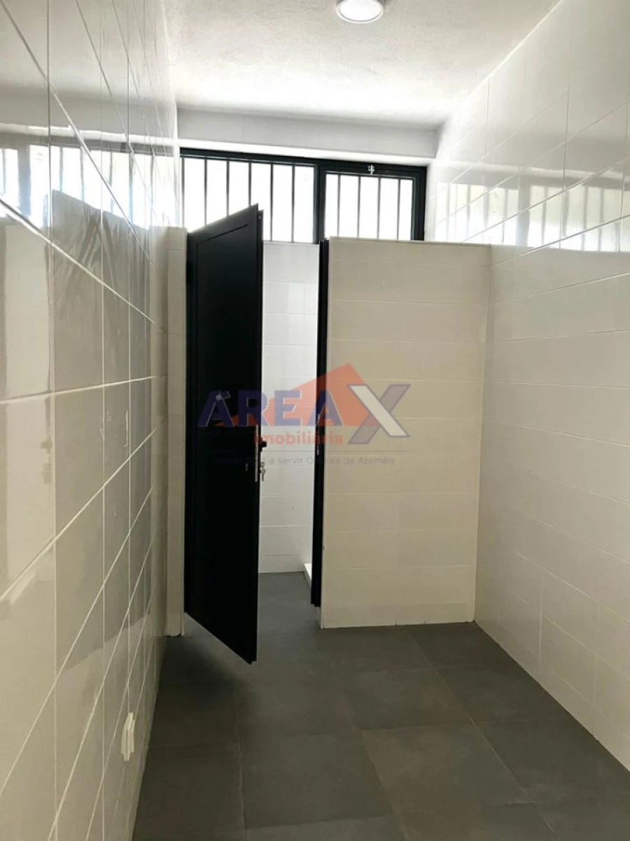 Armazém para Arrendamento em Carregosa Foto 3