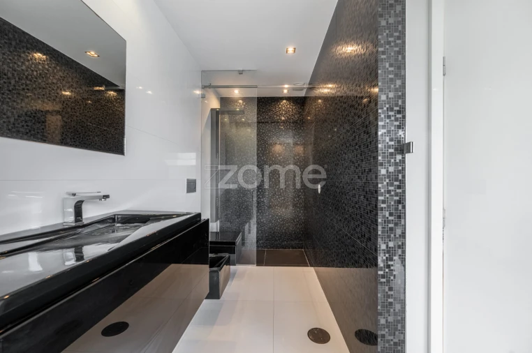 Moradia T3 para Venda em Madalena Foto 39