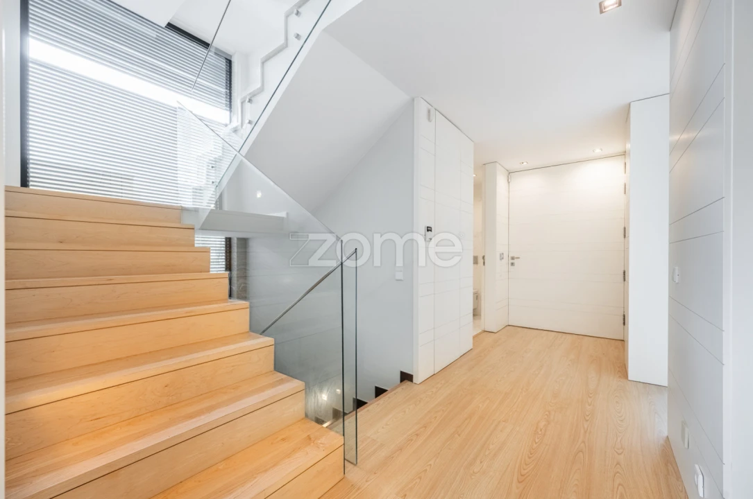 Moradia T3 para Venda em Madalena Foto 30