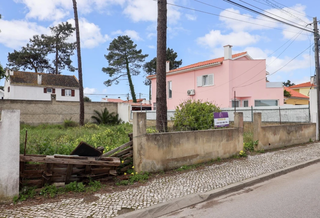 Terreno para Venda em Charneca de Caparica e Sobreda Foto 4