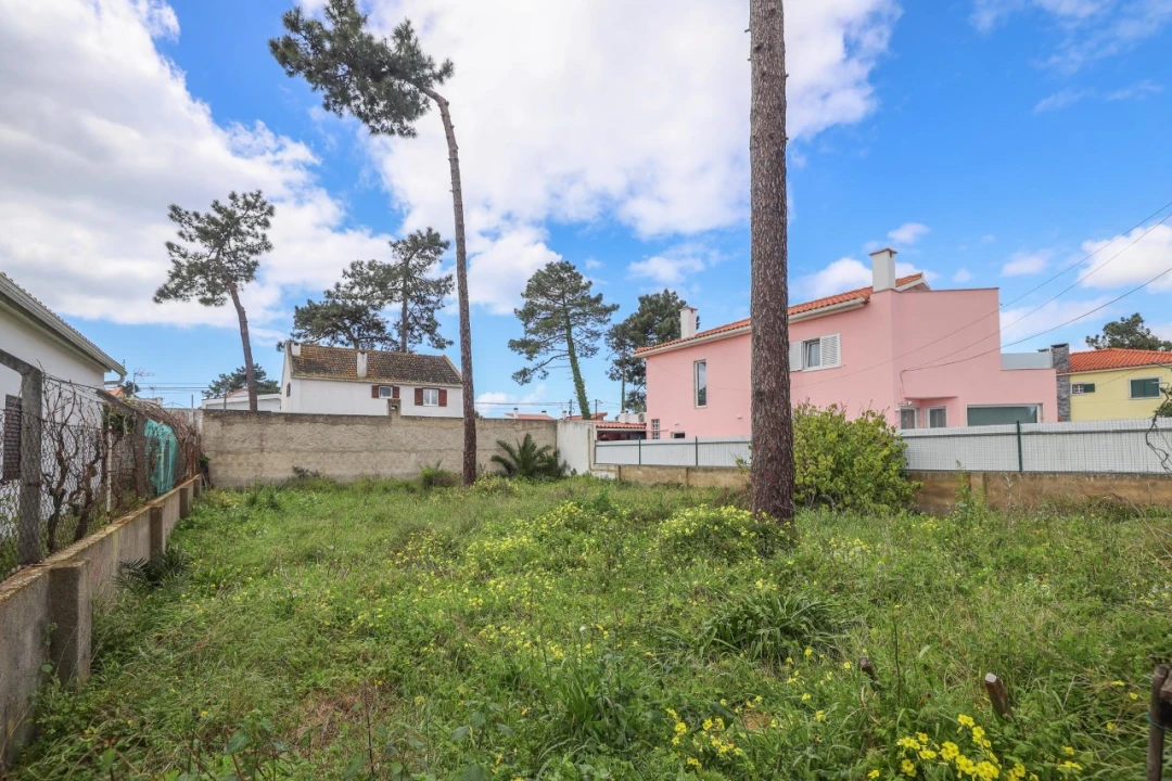 Terreno para Venda em Charneca de Caparica e Sobreda Foto 5