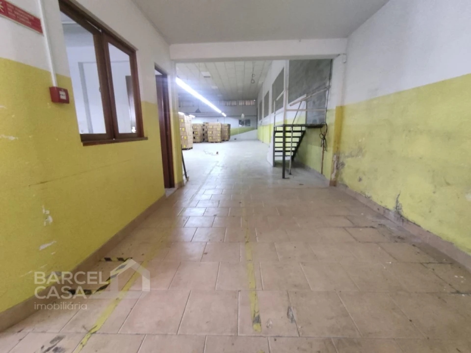 Armazém para Arrendamento em Barcelos, V.Boa, V.Frescainha Foto 5