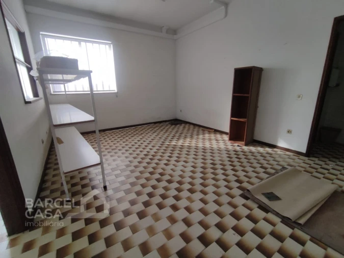 Armazém para Arrendamento em Barcelos, V.Boa, V.Frescainha Foto 17