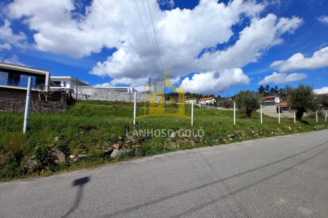 Terreno para Venda em Fonte Arcada e Oliveira Foto 4