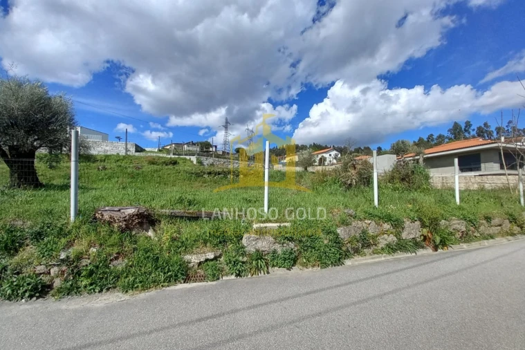 Terreno para Venda em Fonte Arcada e Oliveira Foto 8