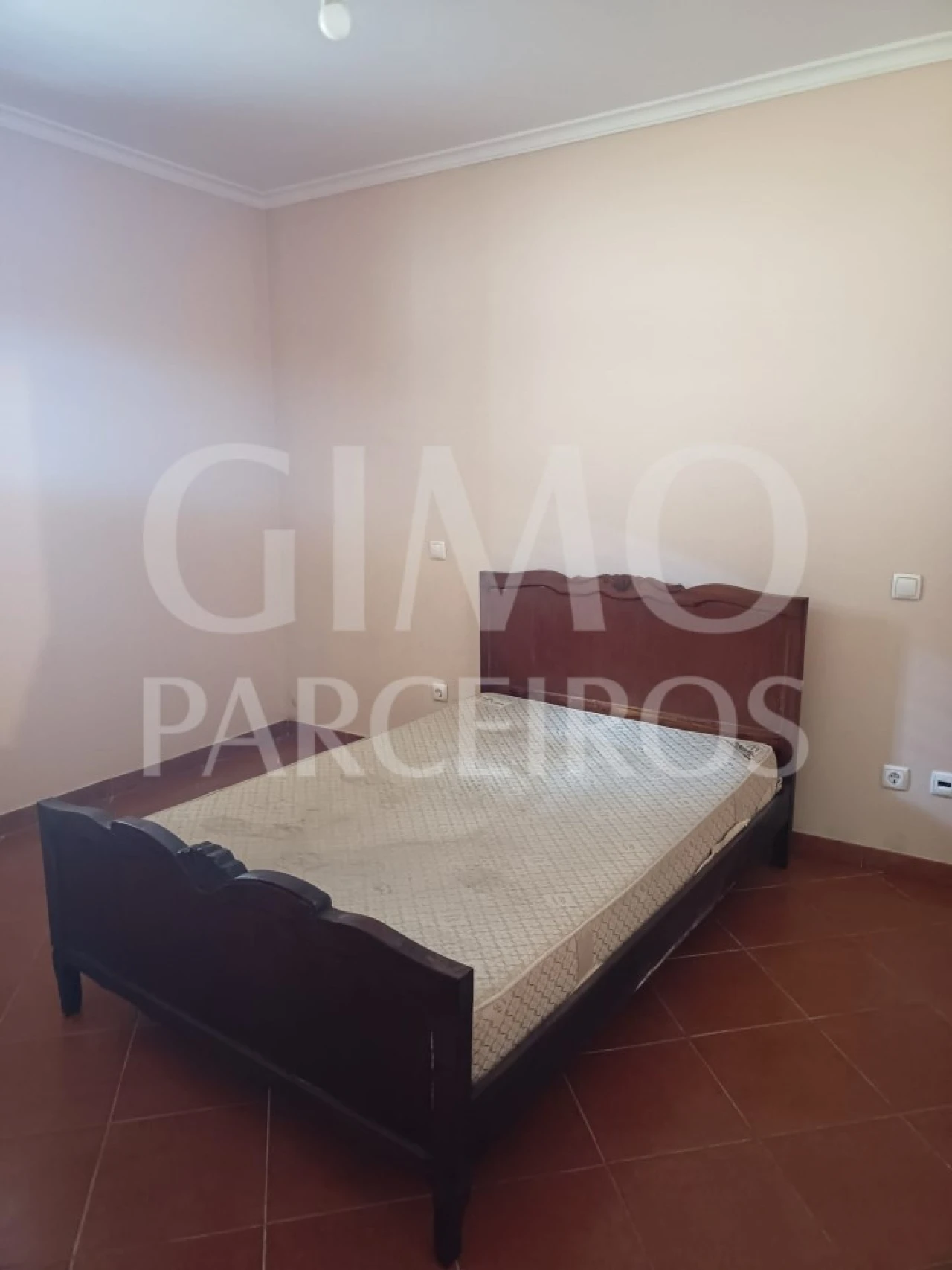 Moradia T3 para Venda em Oiã Foto 14